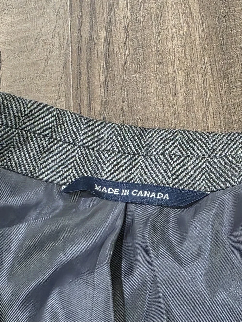 Vintage Ralph Lauren 100% Gray Herringbone Blazer Made In Canada Collegiate. 46R